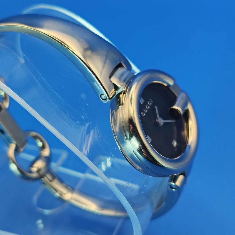 Vintage 1992 Gucci 1345 G-Series Swiss Made 23mm Women's Quartz Bangle Watch - Picture 4 of 10